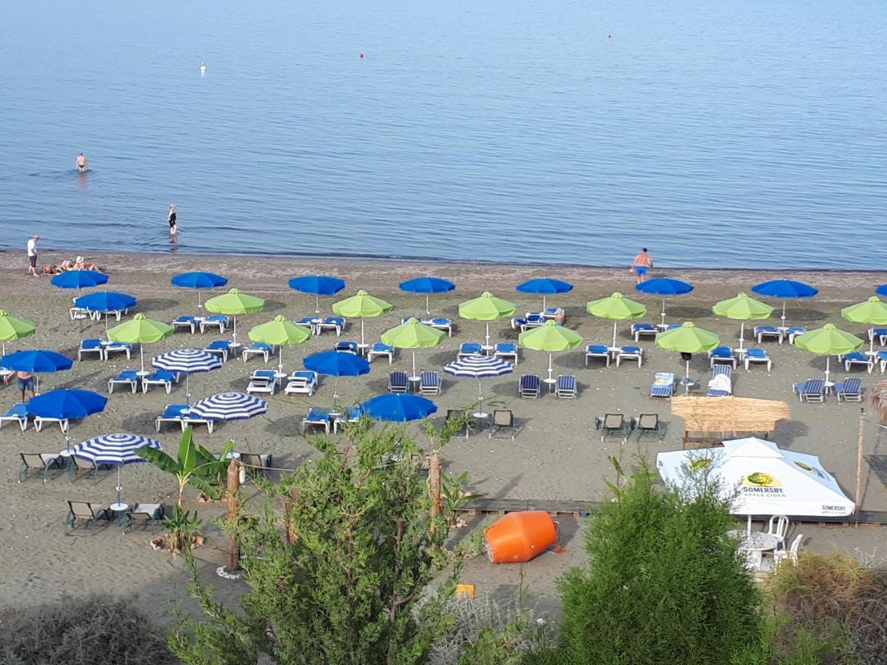 Cozy Beach House Перволия Экстерьер фото